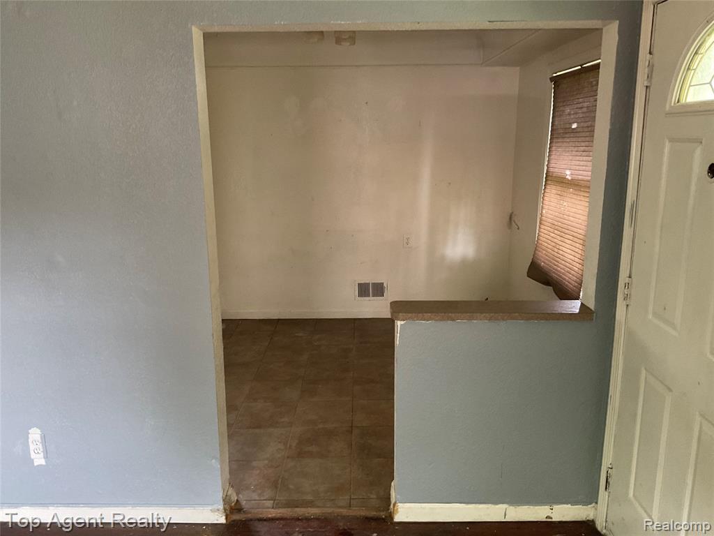 15220 Tacoma Street - Photo 4