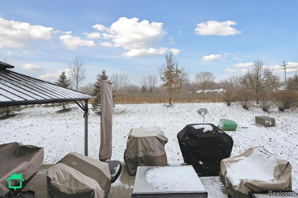 51256 SCARBOROUGH Road, Canton, MI 48188 — Photo 43