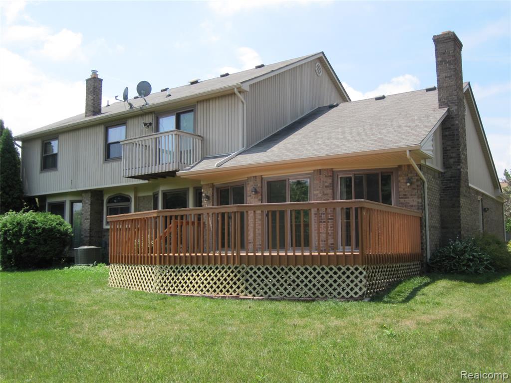 396 Shellbourne Drive, Rochester Hills, MI 48309 — Photo 14