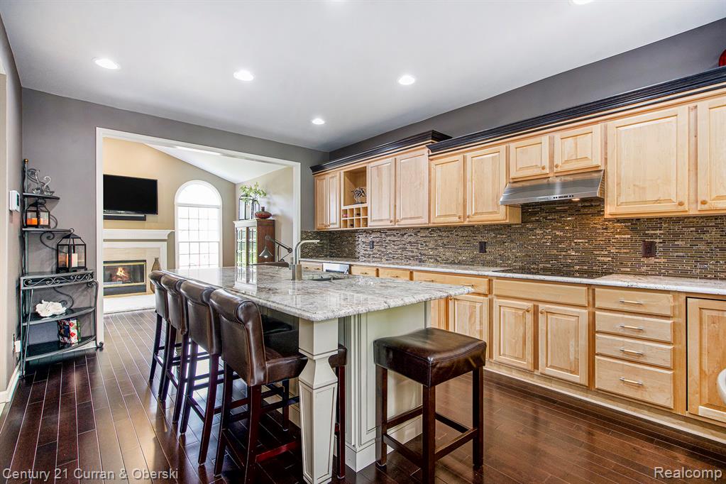 16784 Lyonhurst Circle, 93, Northville, MI 48168 — Photo 7