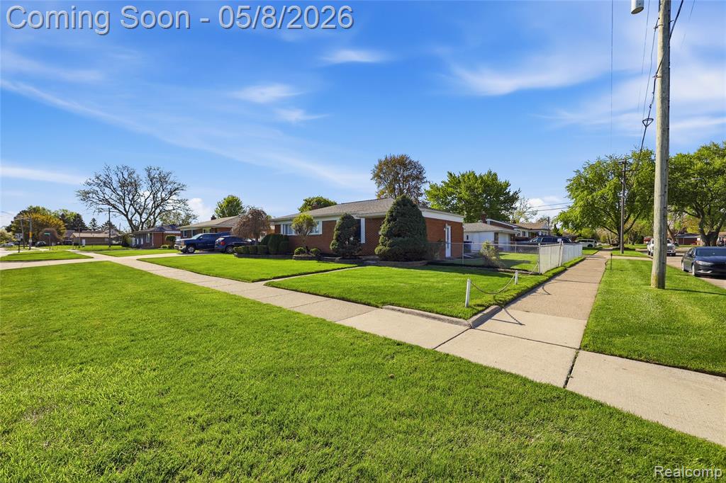 13412 Common Road, Warren, MI 48088 — Photo 2