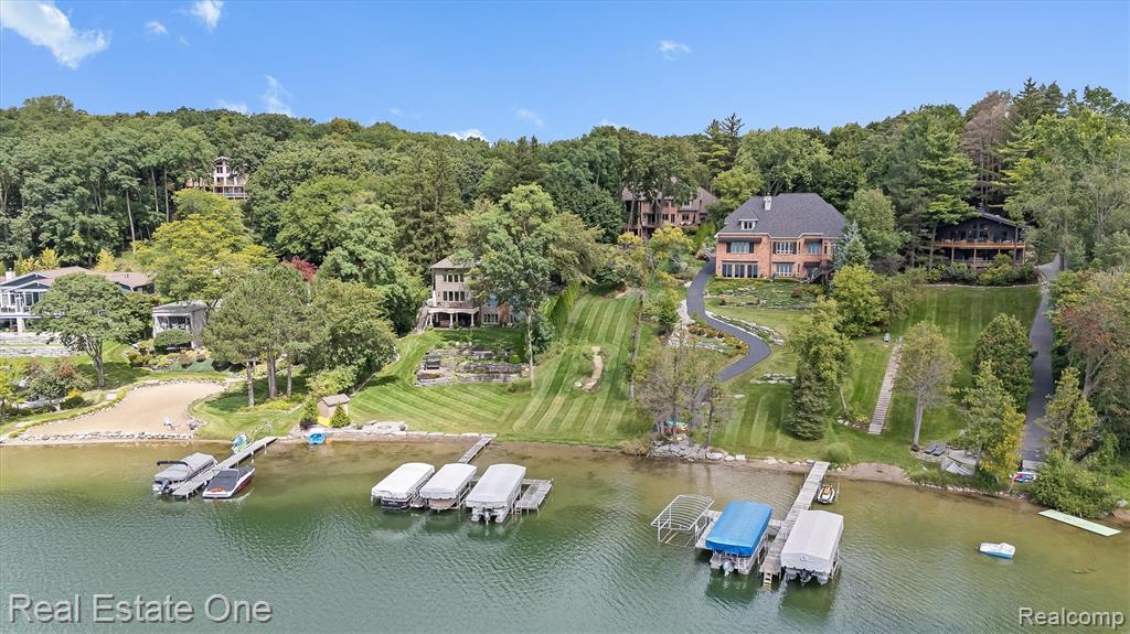 7181 Hillside Drive, Clarkston, MI — Photo 10