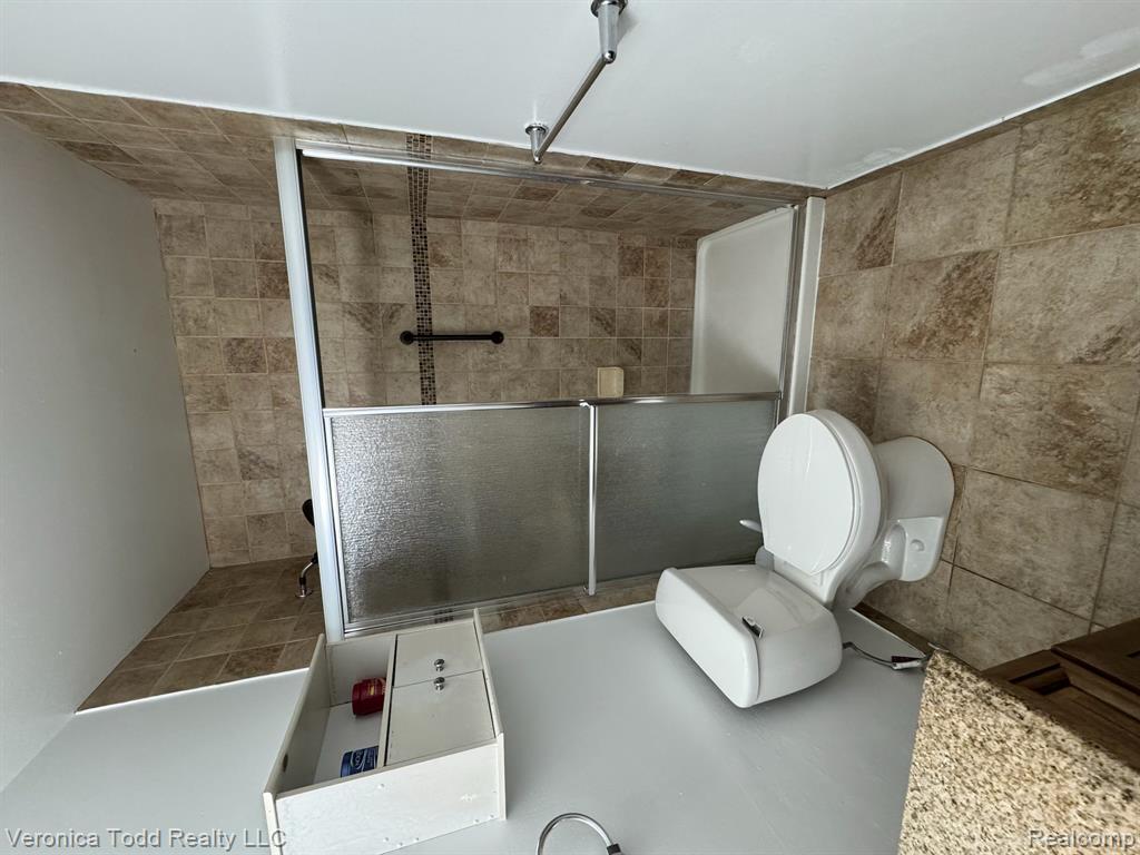 2994 Roundtree Drive, Troy, MI 48083 — Photo 16