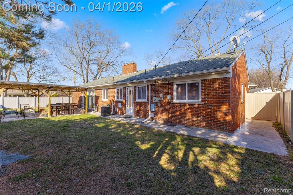 7351 N Gulley Road, Dearborn Heights, MI 48127 — Photo 46