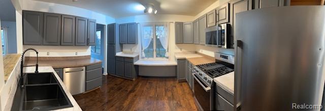 8484 Sober Road, Fowlerville, MI 48836 — Photo 15