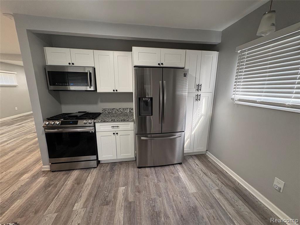 8420 Republic Avenue, Warren, MI 48089 — Photo 21