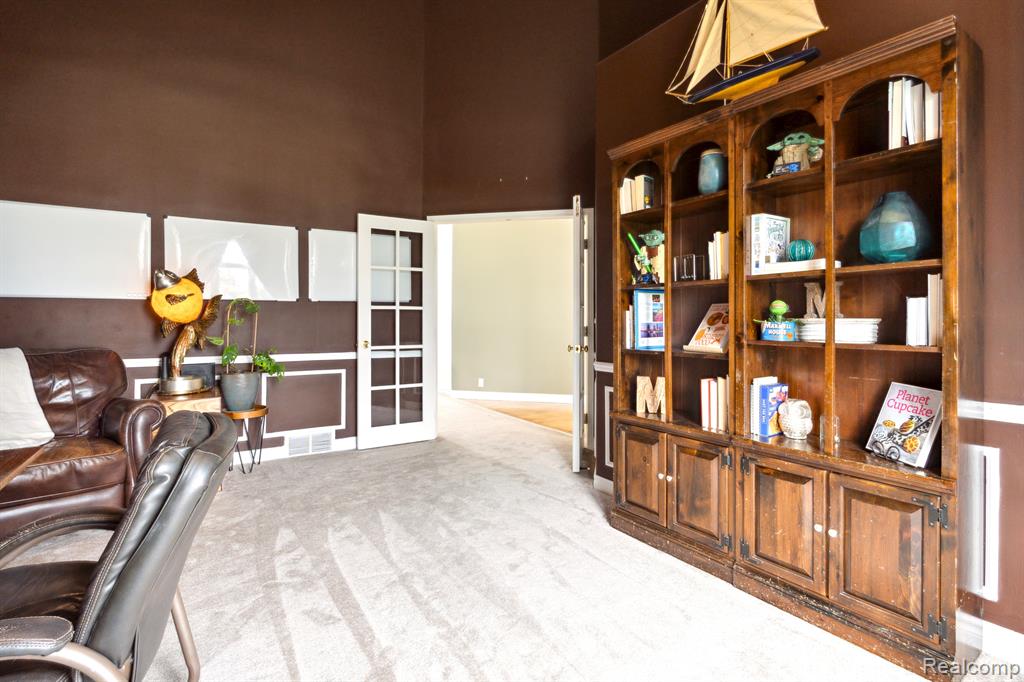 7520 FAIRVIEW Drive, Goodrich Vlg, MI — Photo 10