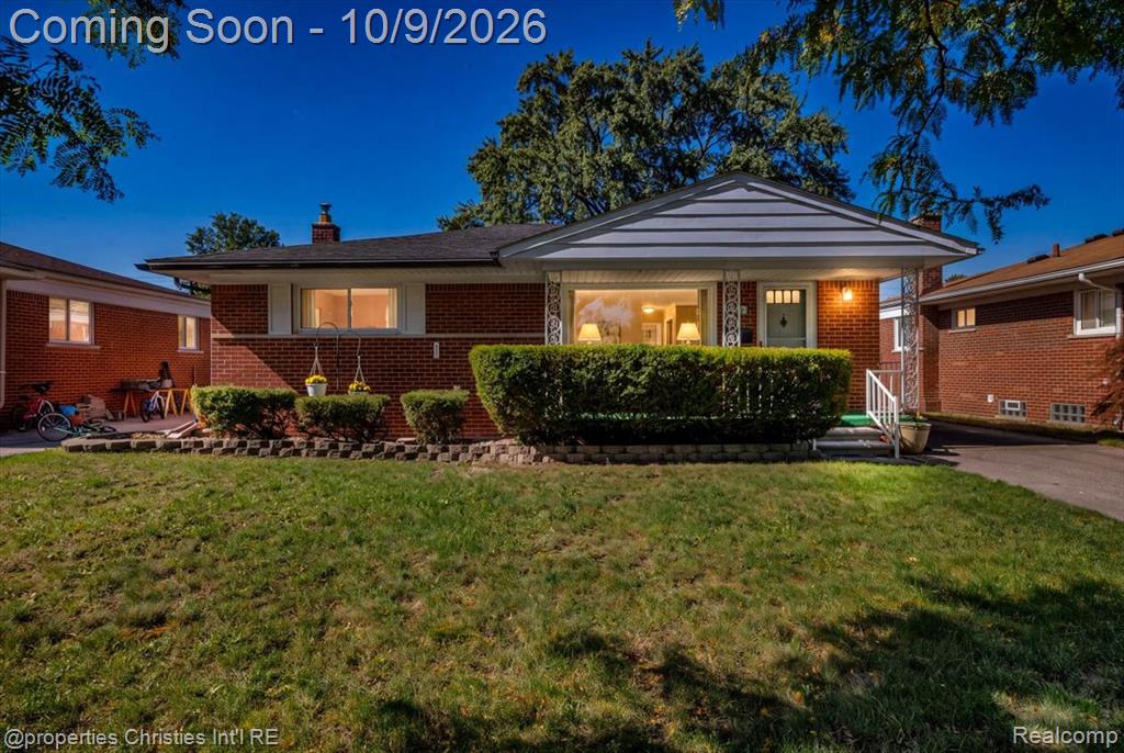 8241 N Henry Ruff Road, Westland, MI