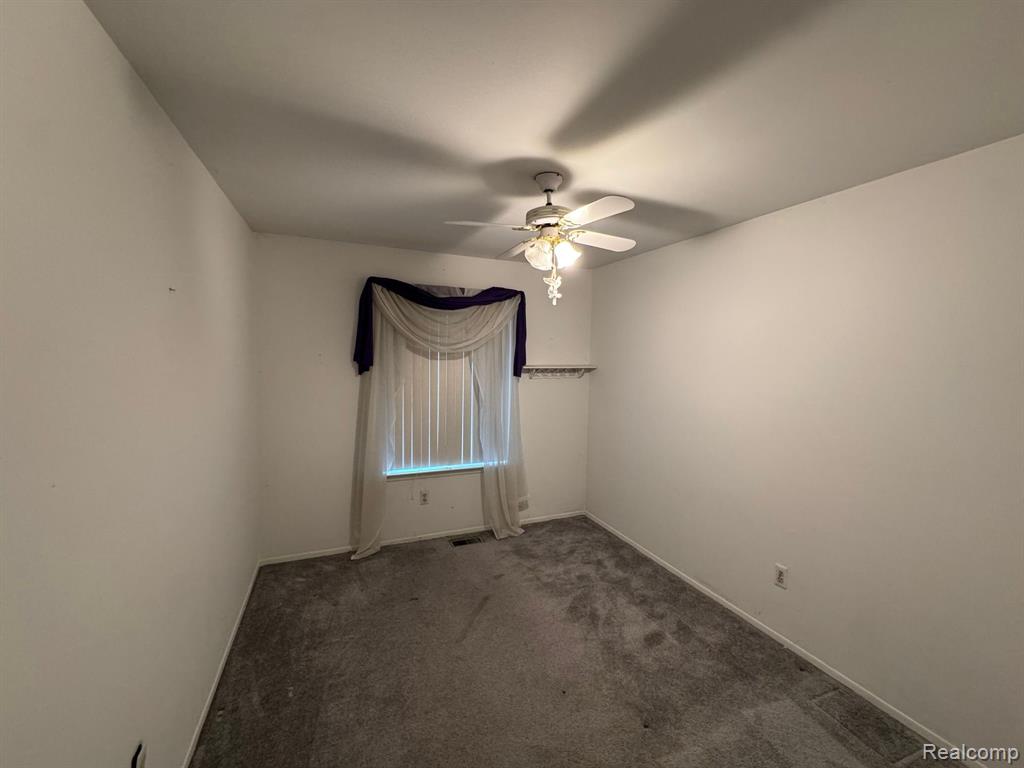 41243 MUELLER Street, Clinton Twp, MI 48038 — Photo 14