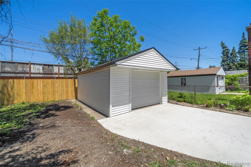 14441 Carlisle Street, Detroit, MI 48205 — Photo 42