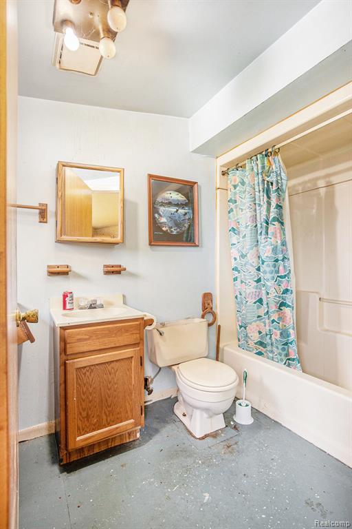 9145 ANCHOR BAY Drive, Clay, MI 48001 — Photo 10