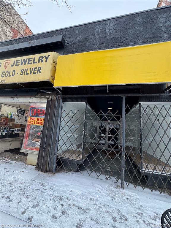 9536 JOSEPH CAMPAU Street, Hamtramck, MI 48212 — Photo 11