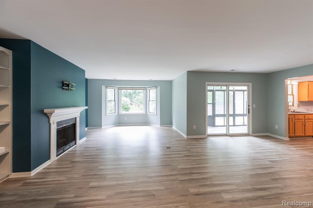 8629 MATHIAS Drive, 48, Grosse Ile, MI 48138 — Photo 8