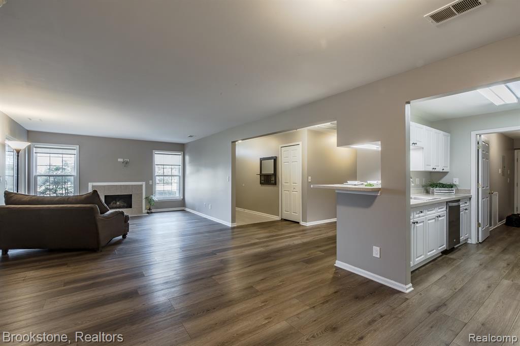 5292 Brookemonte Circle, Rochester, MI 48306 — Photo 14