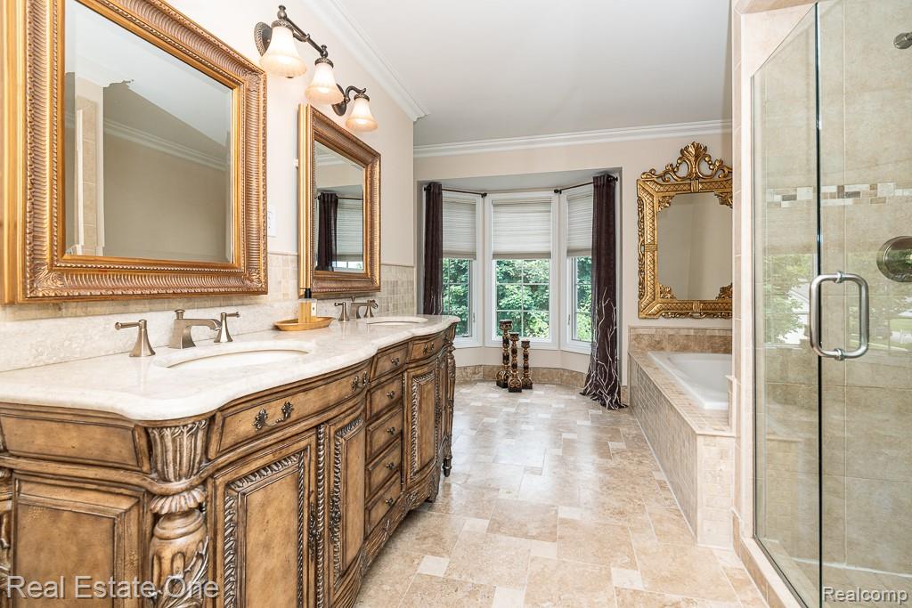 6595 Edith Court, Troy, MI 48085 — Photo 38