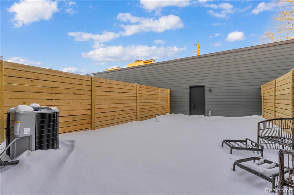 7536 Churchill Street, Detroit, MI 48206 — Photo 25