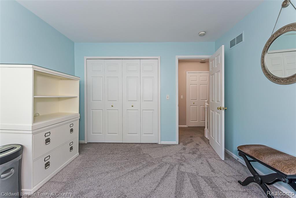 642 Chestnut Drive, Wixom, MI 48393 — Photo 31