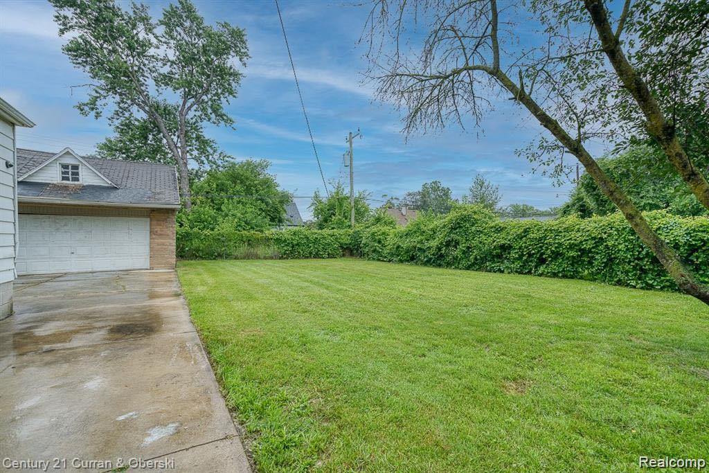 9244 Carlin Street, Detroit, MI 48228 — Photo 3