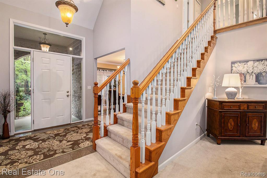 9832 Kingston Ridge, Clarkston, MI 48348 — Photo 4