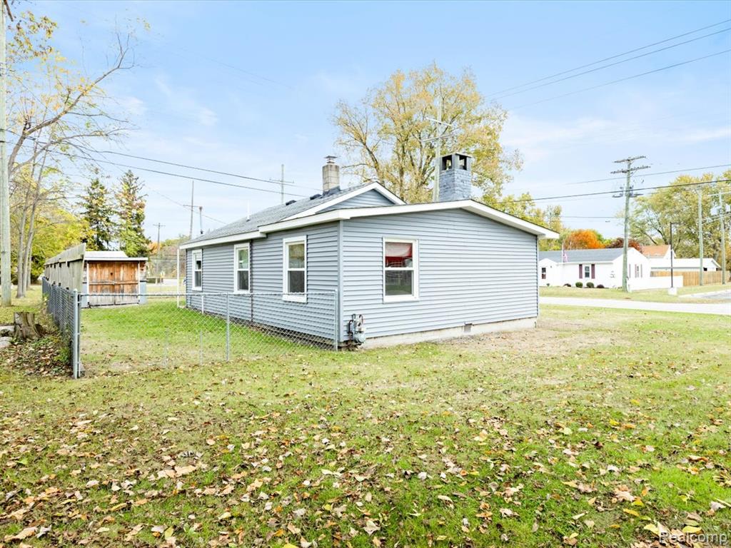 1979 Allen Road, Kimball, MI — Photo 3