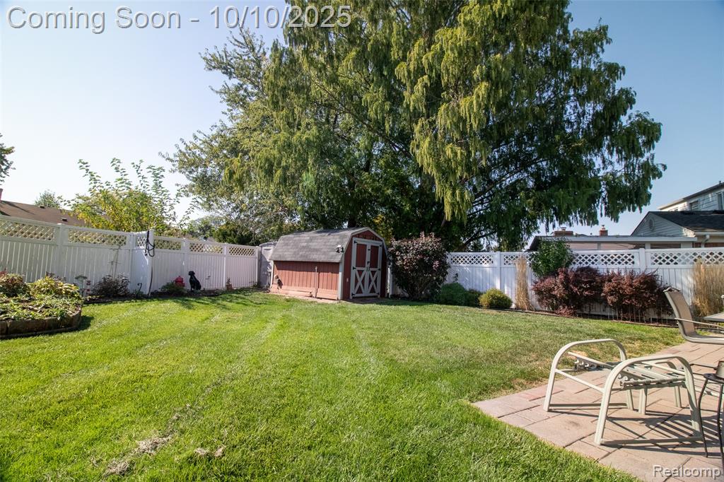 22321 N Fairway Drive, Woodhaven, MI 48183 — Photo 51