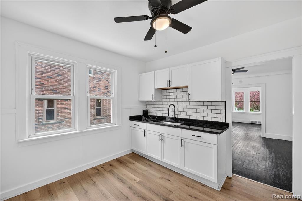 368 Piper Boulevard, Detroit, MI 48215 — Photo 22
