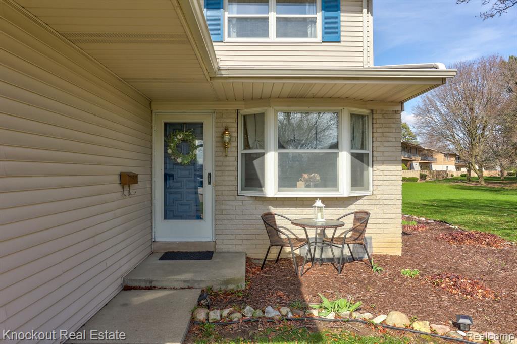 239 Churchgrove Road, Frankenmuth, MI 48734 — Photo 3