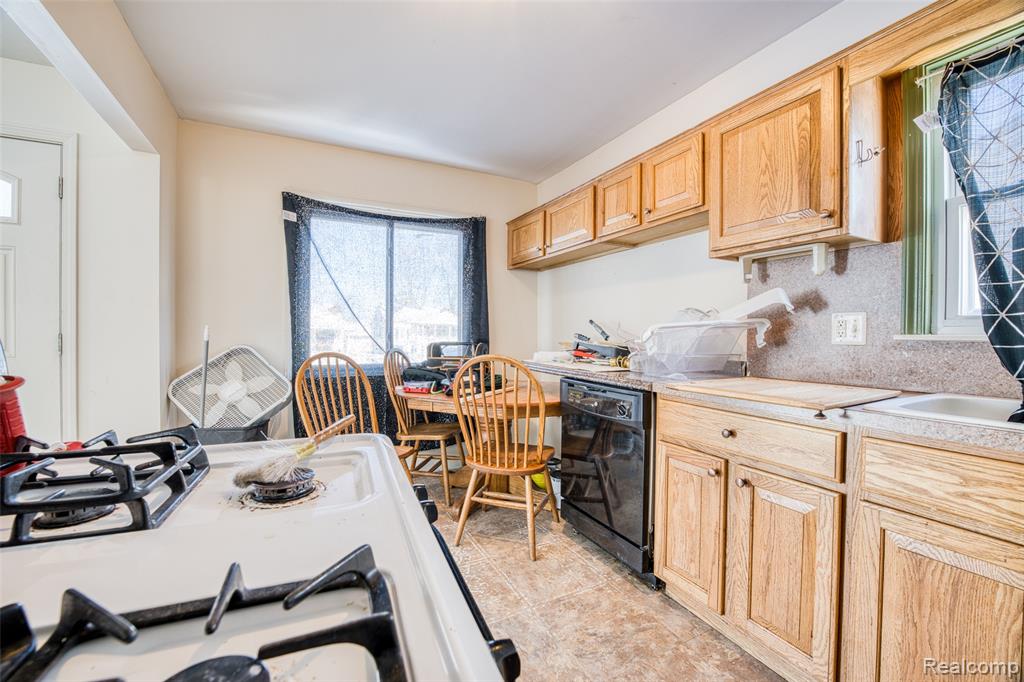 2209 Progress Avenue, Lincoln Park, MI 48146 — Photo 14