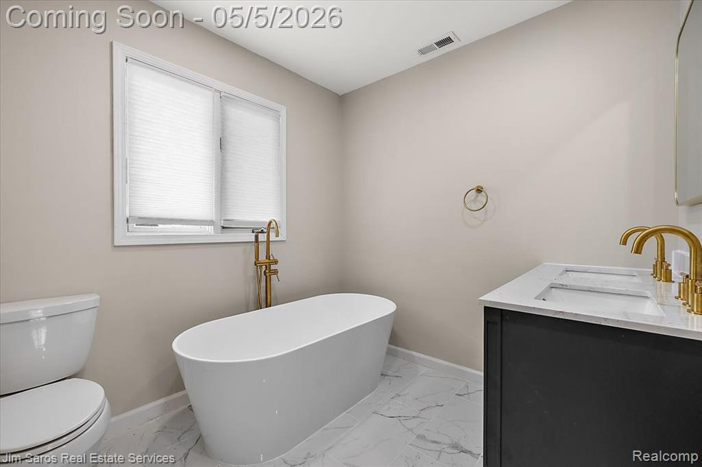 22470 Wildwood Street, Saint Clair Shores, MI 48081 — Photo 16