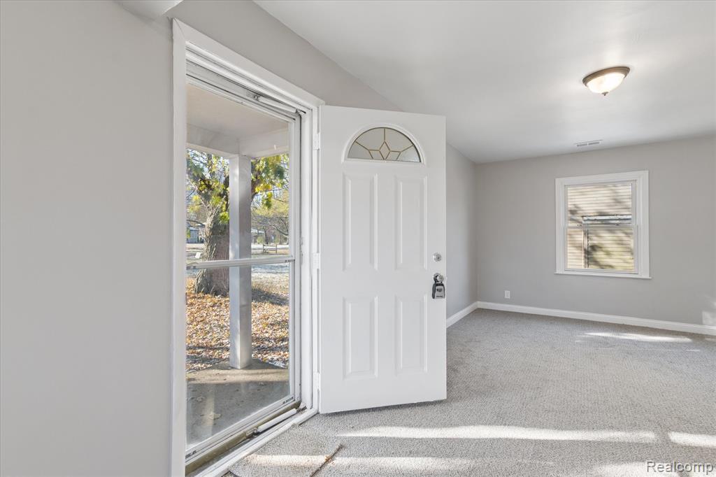 49934 W Huron River Drive, Belleville, MI 48111 — Photo 10