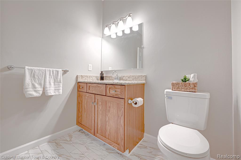 1110 Rial Lake Drive, Howell, MI 48843 — Photo 18