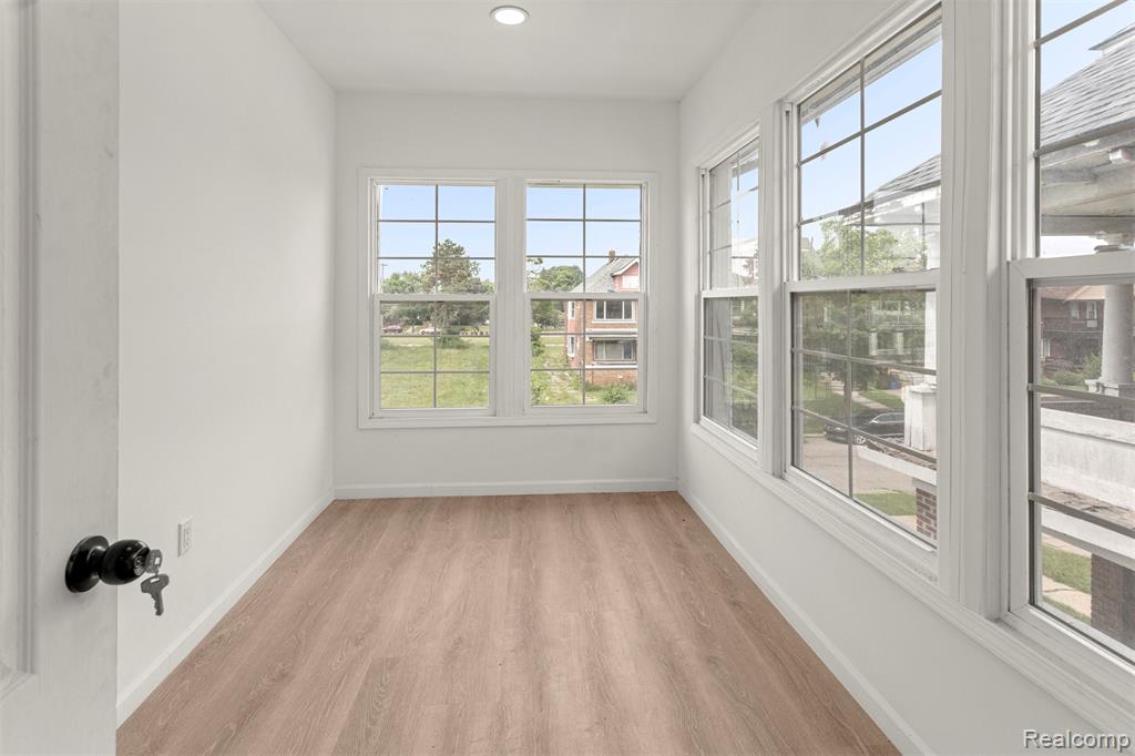 7432 Churchill Street, Detroit, MI 48206 — Photo 30