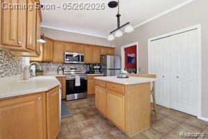 2389 Golfview Circle, Fenton, MI 48430 — Photo 9