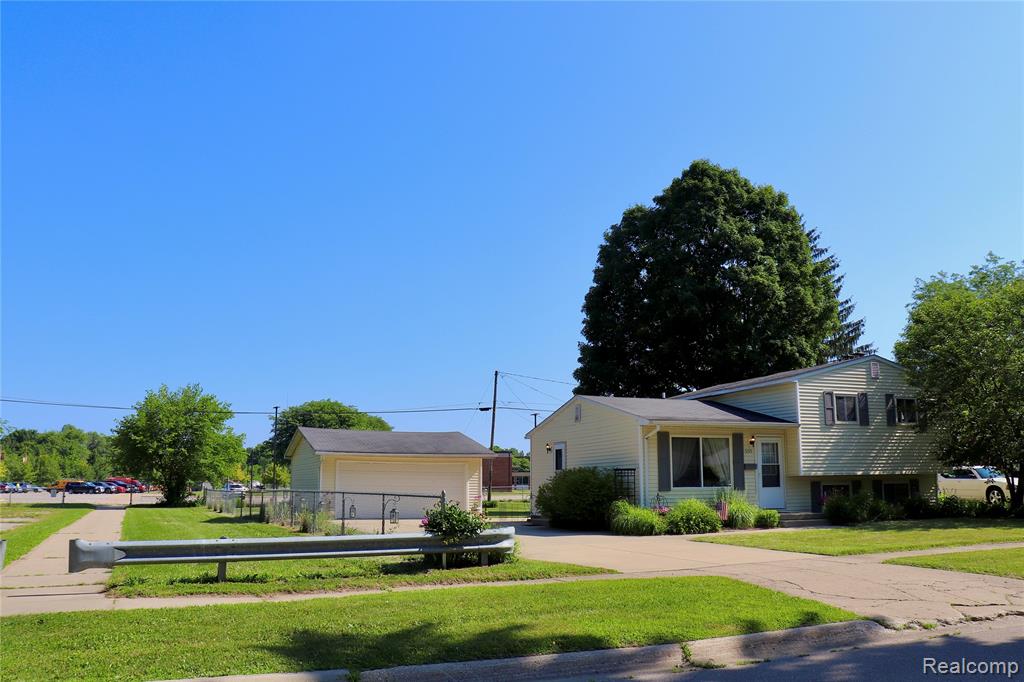 505 Clarion Street, Clio, MI 48420 — Photo 16