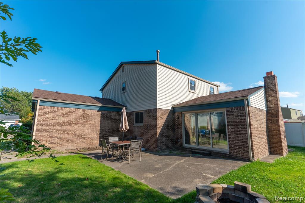 678 Kings Way, Canton, MI 48188 — Photo 32