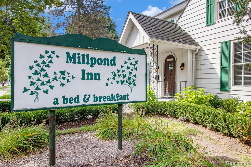 155 N Main Street, Clarkston, MI, 00000