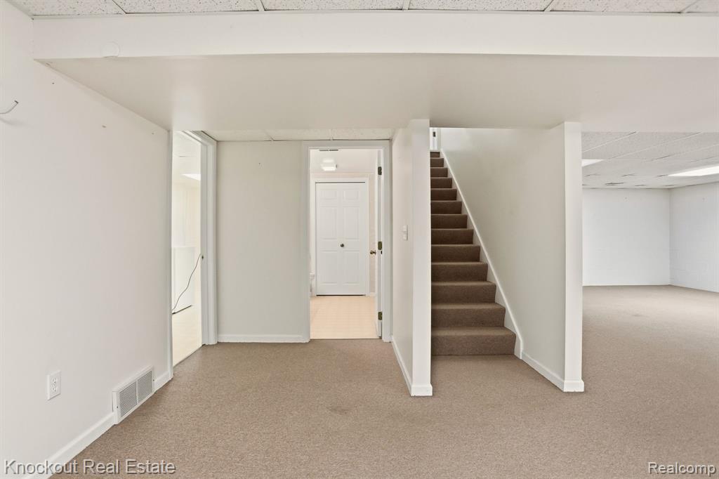 2 Wilshire Drive, Frankenmuth, MI 48734 — Photo 28