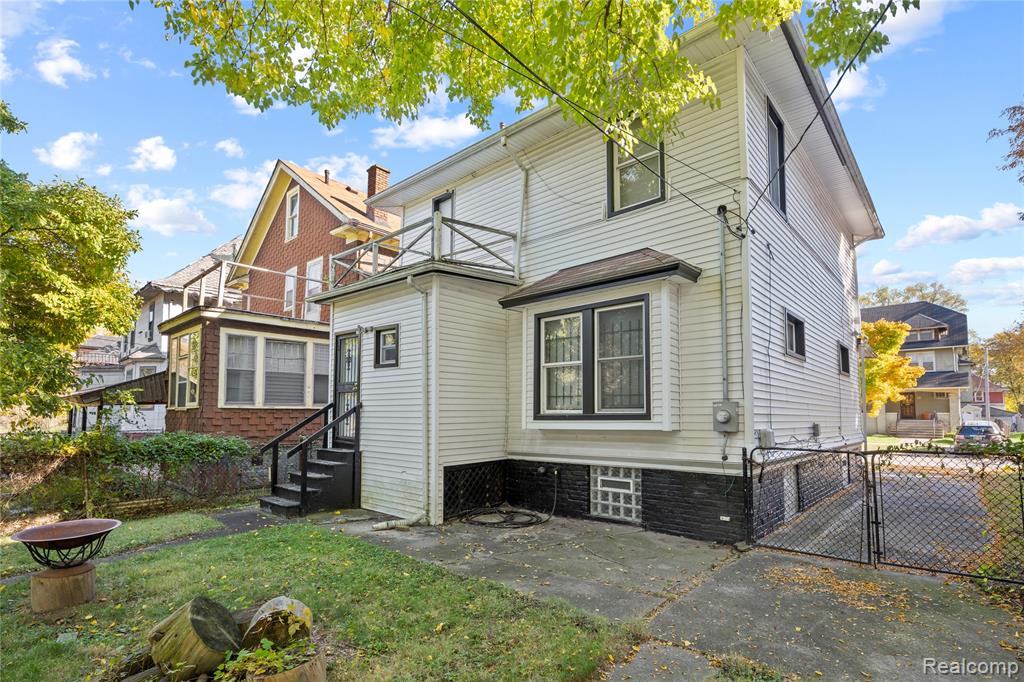 535 Woodland Street, Detroit, MI 48202 — Photo 44