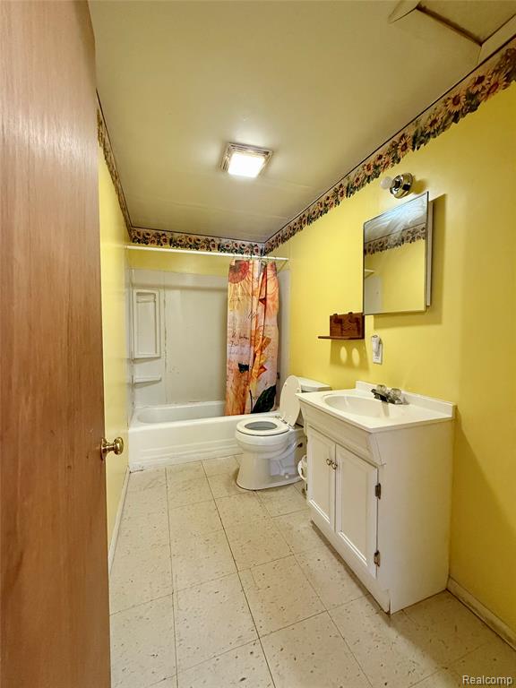 6377 E Atherton Road, Burton, MI 48519 — Photo 7