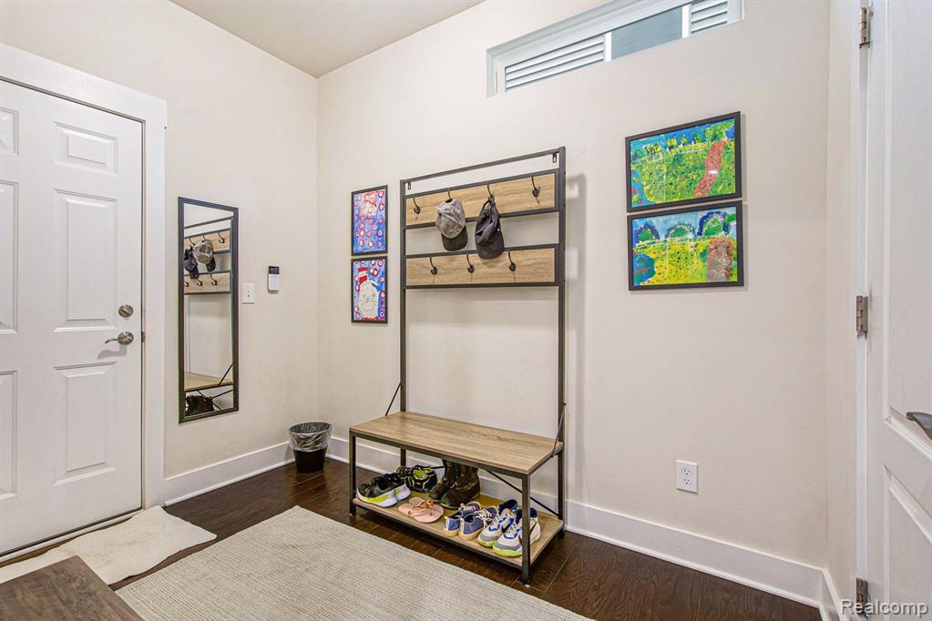 2822 Dillon Drive, Ann Arbor, MI 48105 — Photo 5