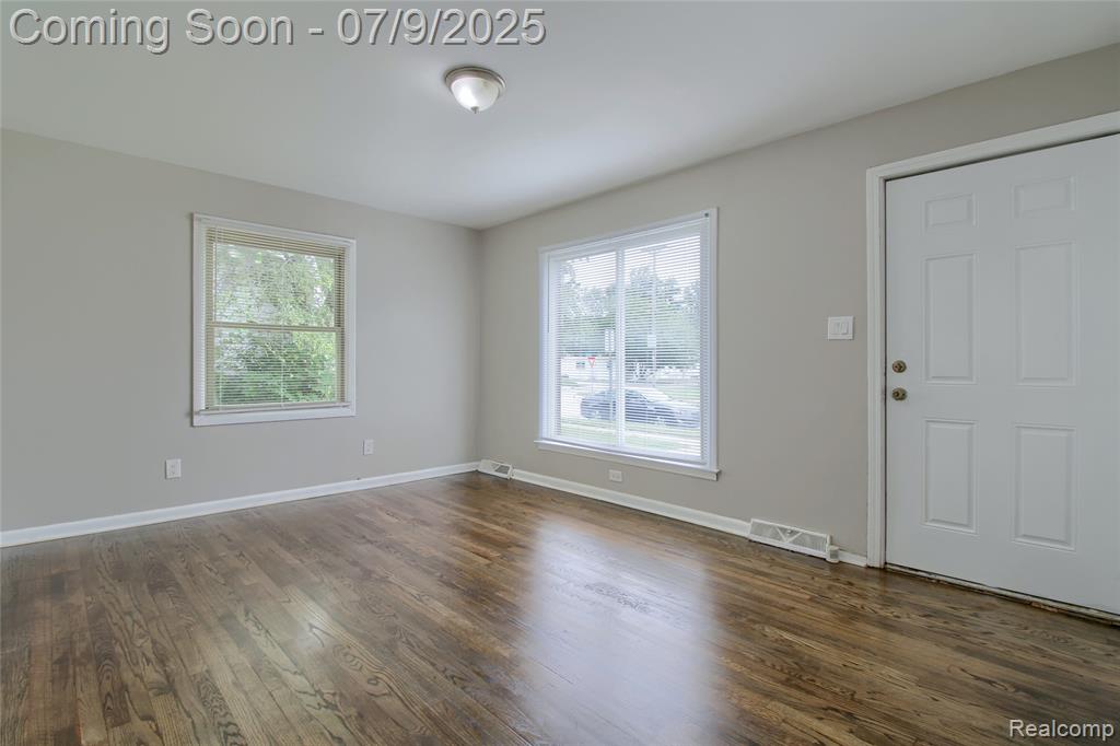 7218 Theut Avenue, Warren, MI 48091 — Photo 5