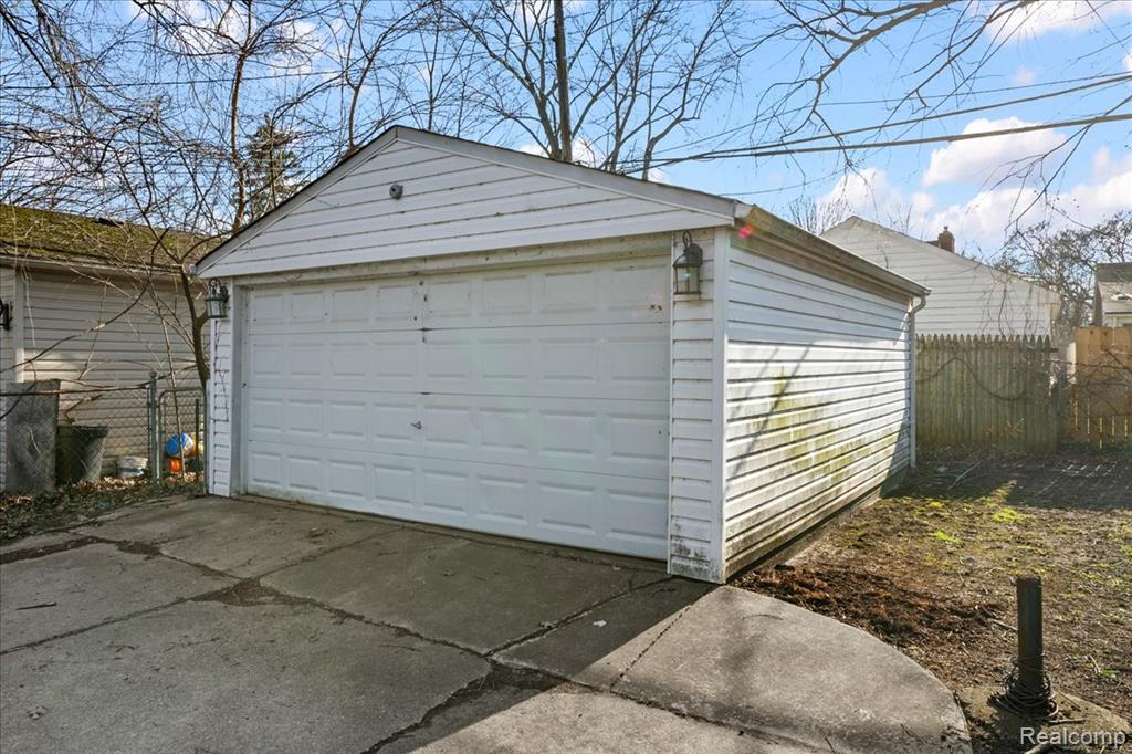 4323 Kensington Avenue, Detroit, MI 48224 — Photo 41