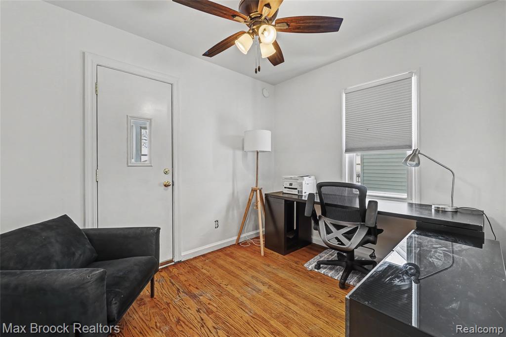 823 McLean Avenue, Royal Oak, MI 48067 — Photo 11
