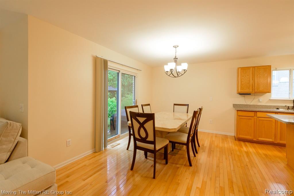 9084 W WALDEN Drive, Van Buren, MI 48111 — Photo 9