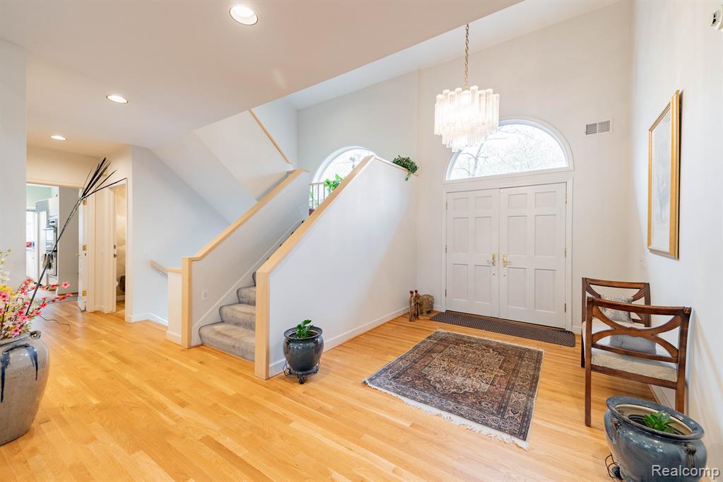 4599 RAVINE Drive, Bloomfield Hills, MI 48301 — Photo 5