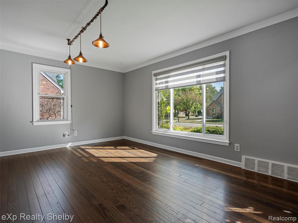 606 Catalpa Drive, Royal Oak, MI 48067 — Photo 4