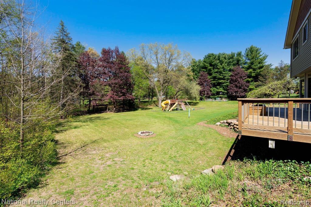 825 E WARDLOW Road, Highland, MI 48356 — Photo 44