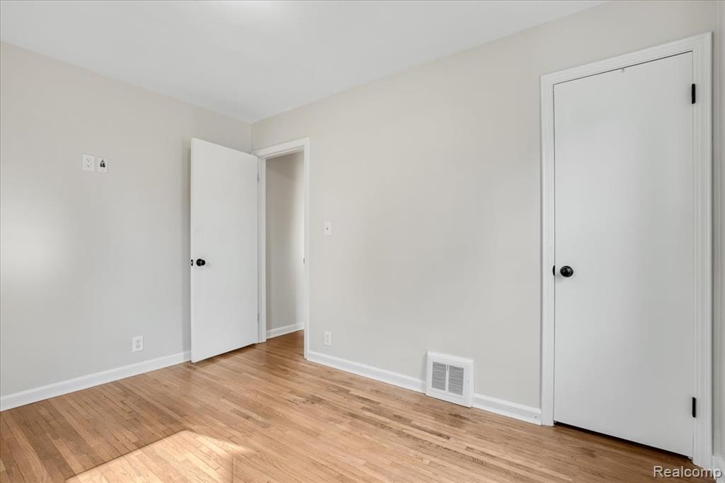 908 Bauman Avenue, Royal Oak, MI 48073 — Photo 4