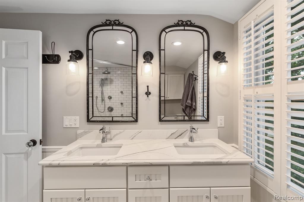 821 BEECH Court, Plymouth, MI 48170 — Photo 33
