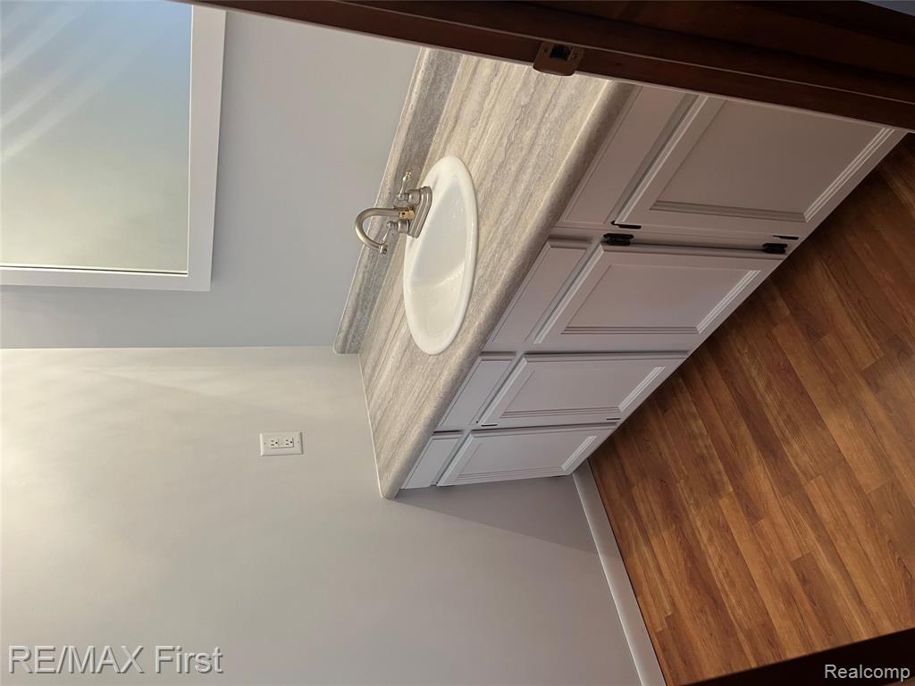 48195 Bayshore Drive, Belleville, MI 48111 — Photo 16